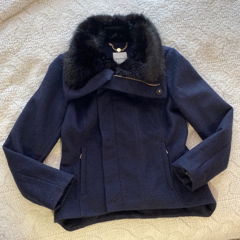 Like new Bebe Faux Fur Collar Winter Jacket size M